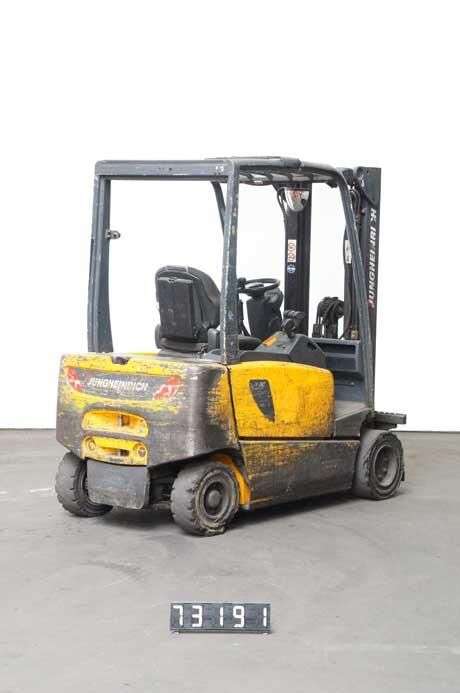 Carrello elevatore JUNGHEINRICH EFG 320 - Photo 2