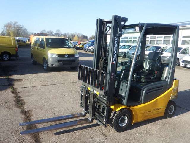 Carrello elevatore JUNGHEINRICH EFG 316k DUPLEX 4. Ventilsteuerung - Photo 3