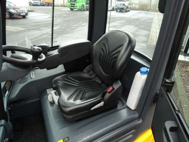 Carrello elevatore JUNGHEINRICH EFG 215 / Triplex: 4.35m! / SS / nur 1.421h! - Photo 9